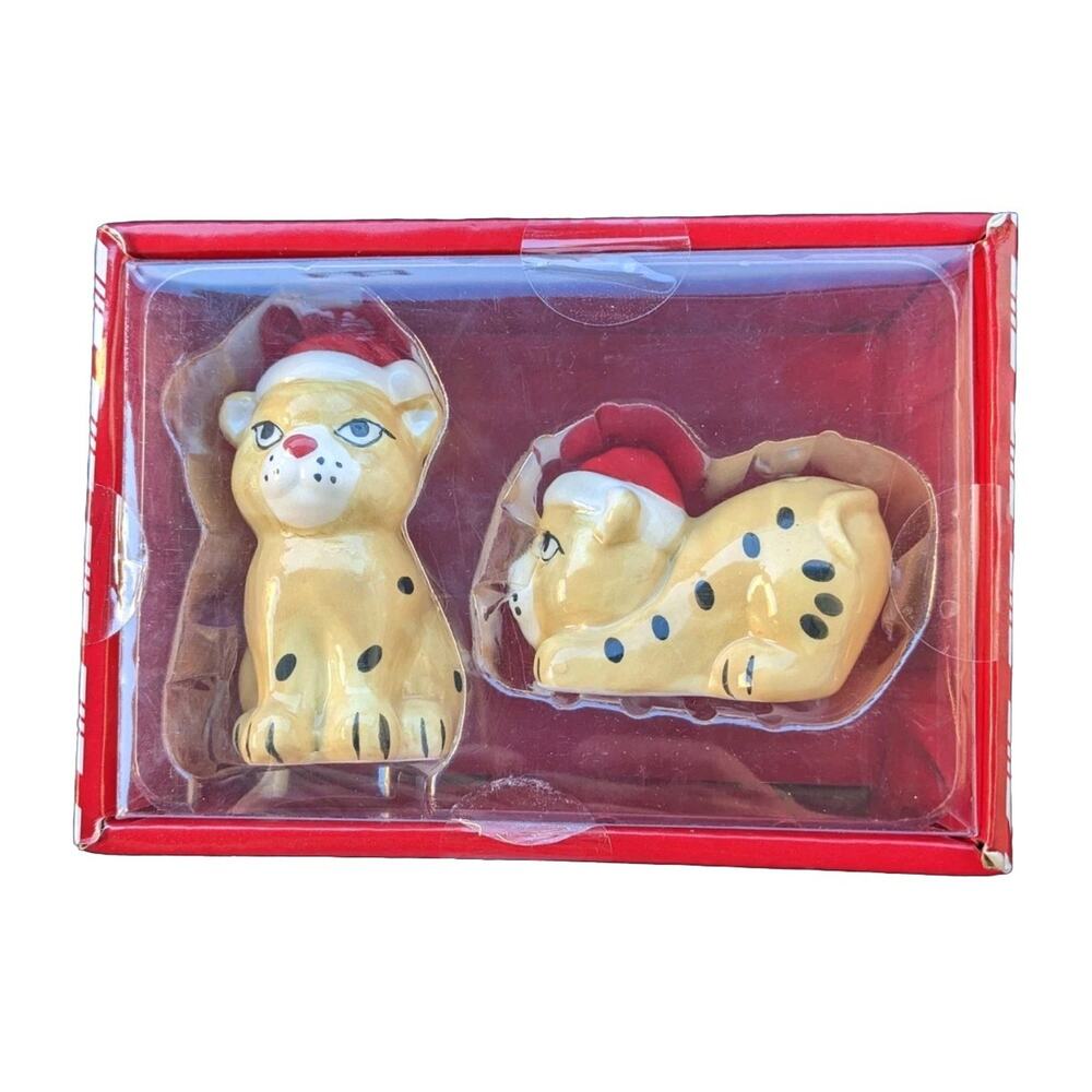 Peppermint Place Christmas Cheetah Leopard Santa Hat Salt And Pepper Shakers New